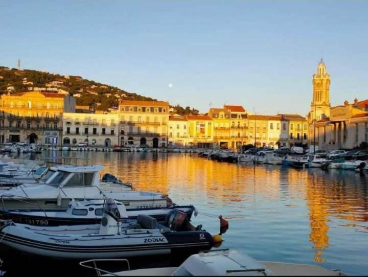 Bel Appartement Centre Ville Sète Esterno foto